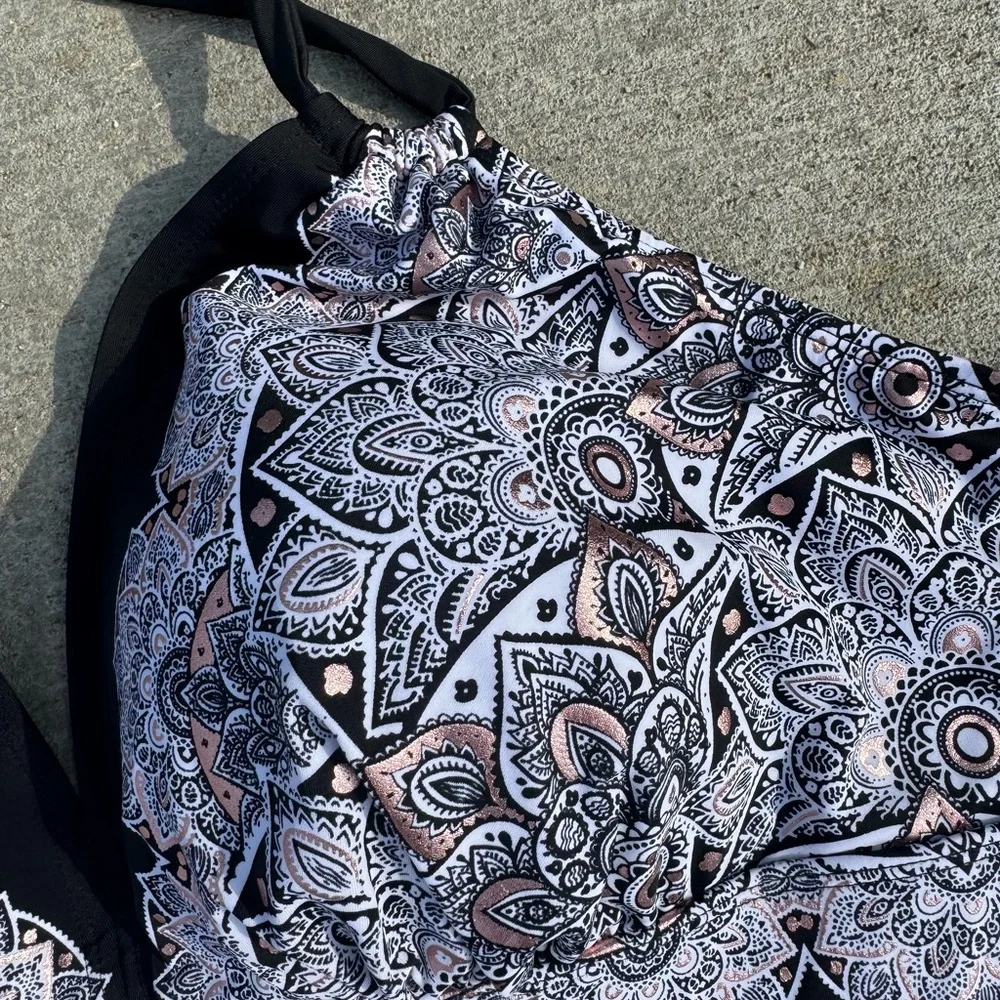 Swimsuits For‎ All Black/White/Rose Gold Avenger Halter Swim Top size 24